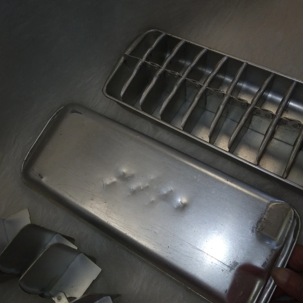 N/A vintage aluminum